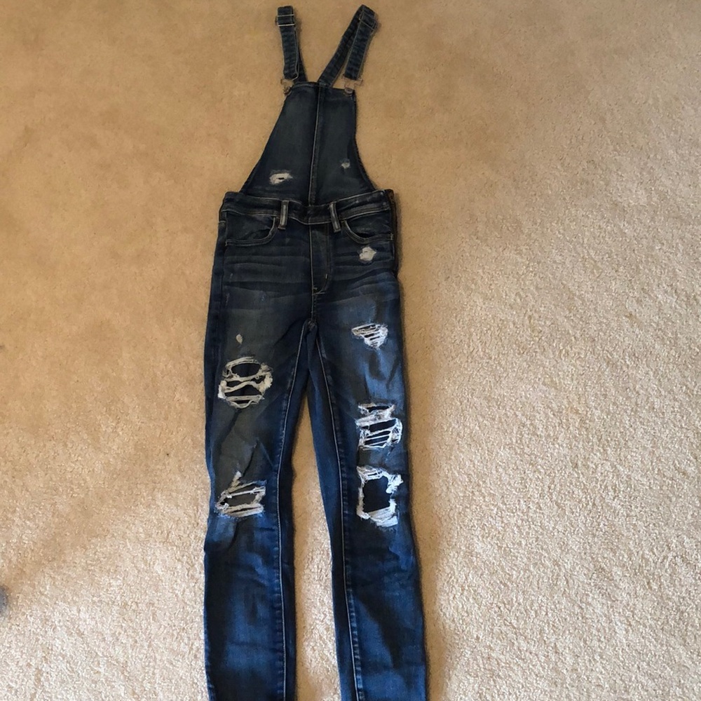american eagle overalls!